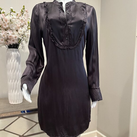 Banana Republic Dresses & Skirts - Banana Republic Silk Crinkled Shirt Dress